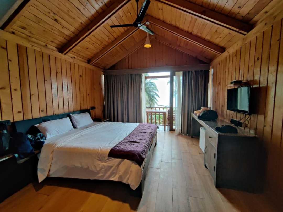 Flamingo Beach Resort GOA Luaran gambar